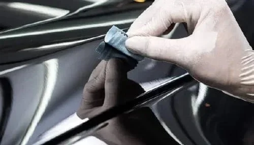 منتجات العناية بالسيارة